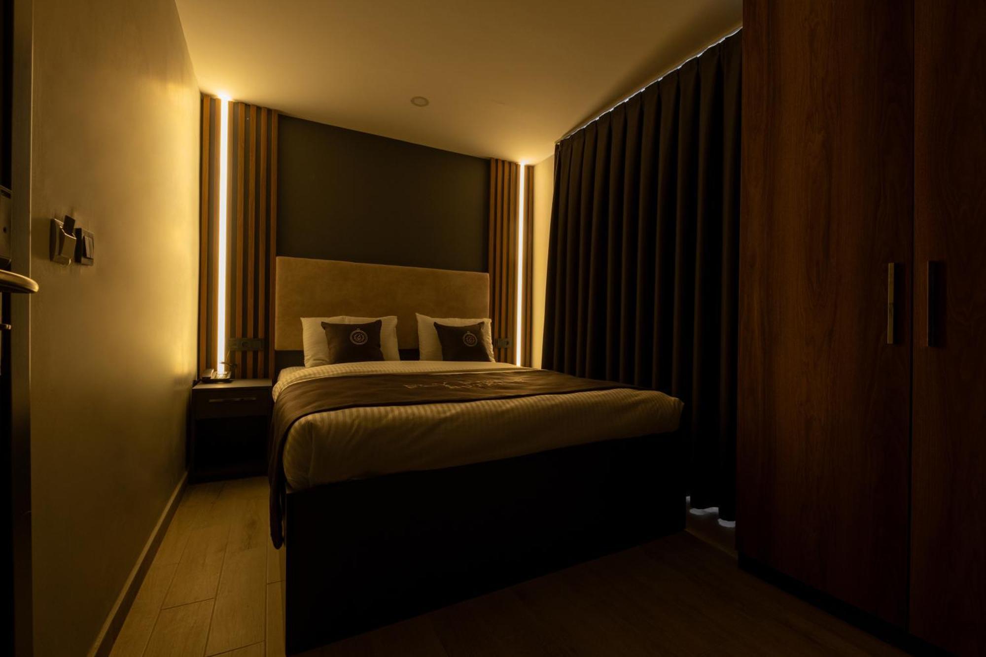 Fly Point Airport Hotel Arnavutkoy Dış mekan fotoğraf